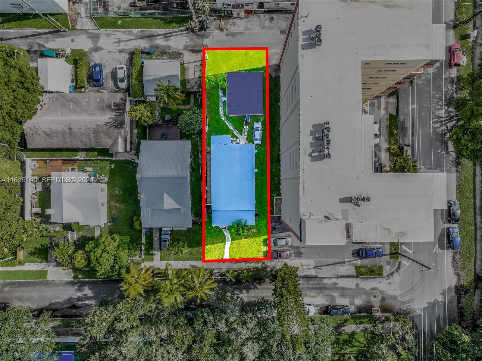 1711 Buchanan Street Property Photo 3