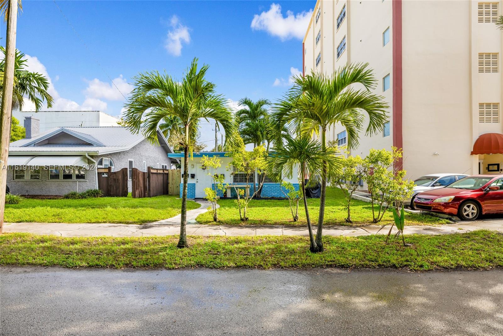 1711 Buchanan Street Property Photo 8