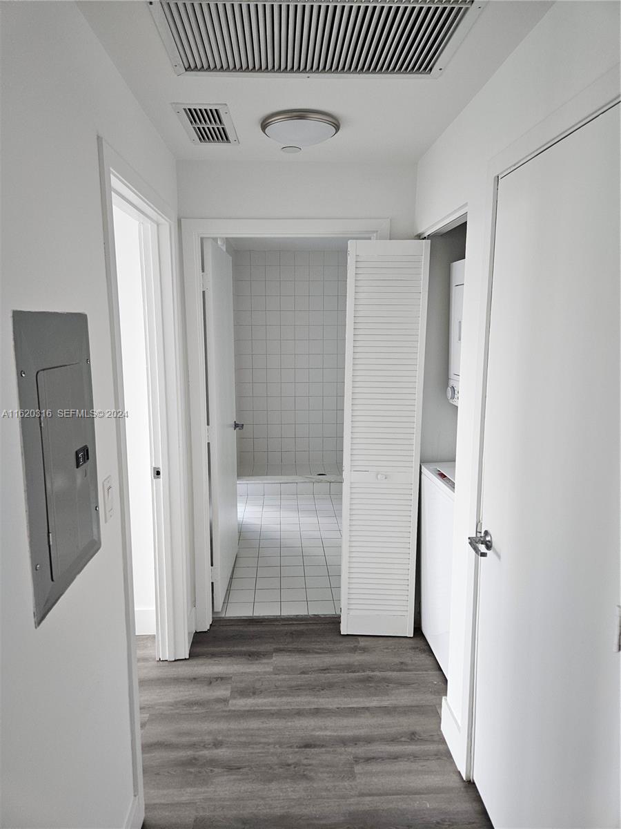 888 Biscayne Boulevard 2701 Property Photo 15