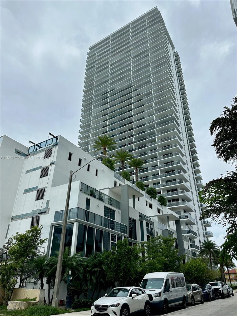 600 NE 27th Street 2302