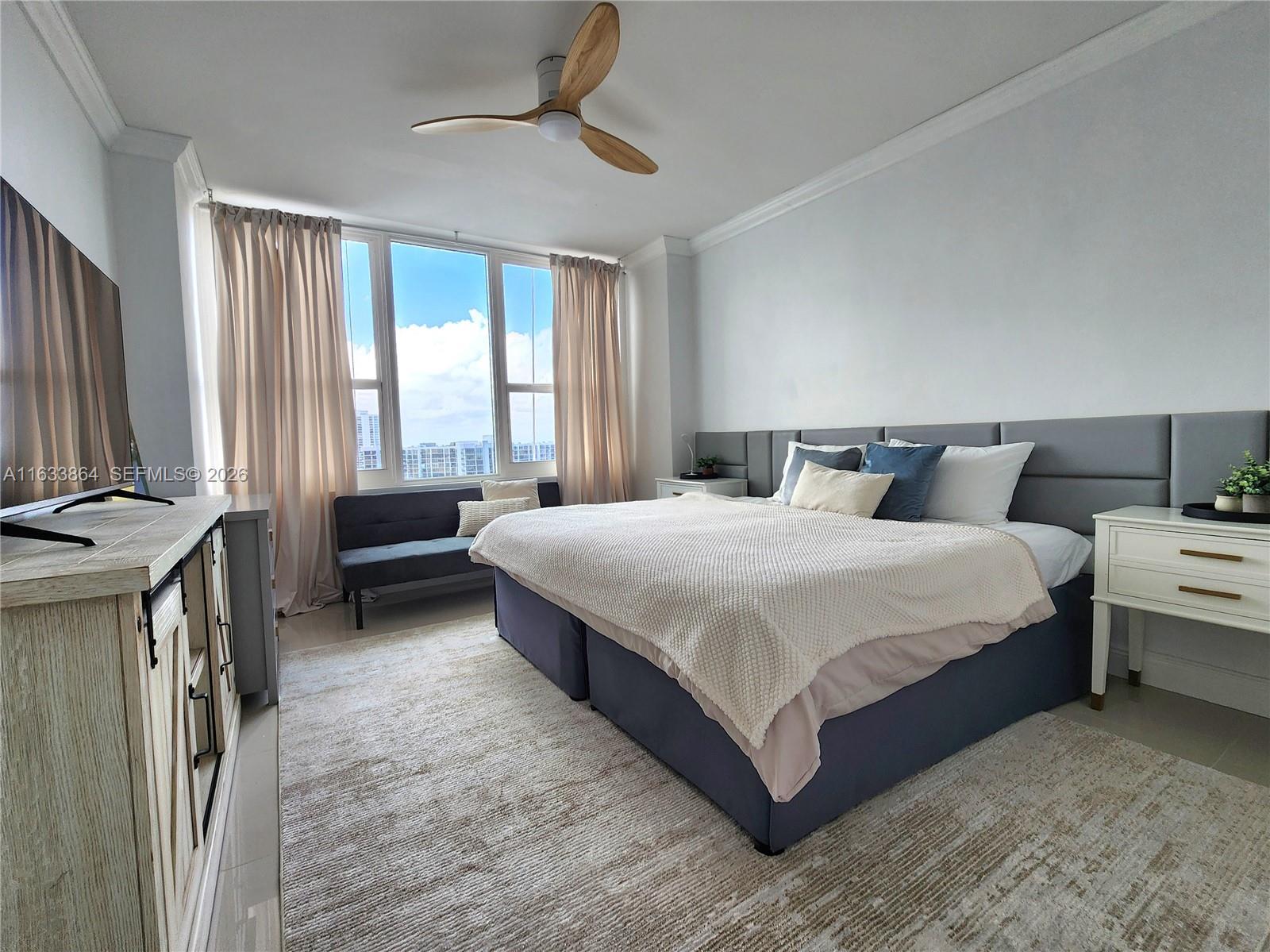 3505 S Ocean Drive 1105 Property Photo 18