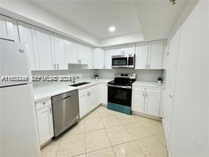 400 Kings Point Drive 320 Property Photo 24