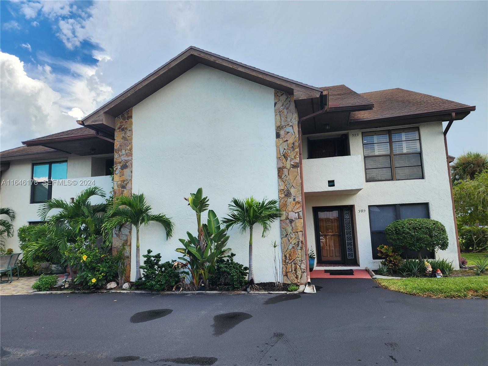 393 SW 35th Street 393