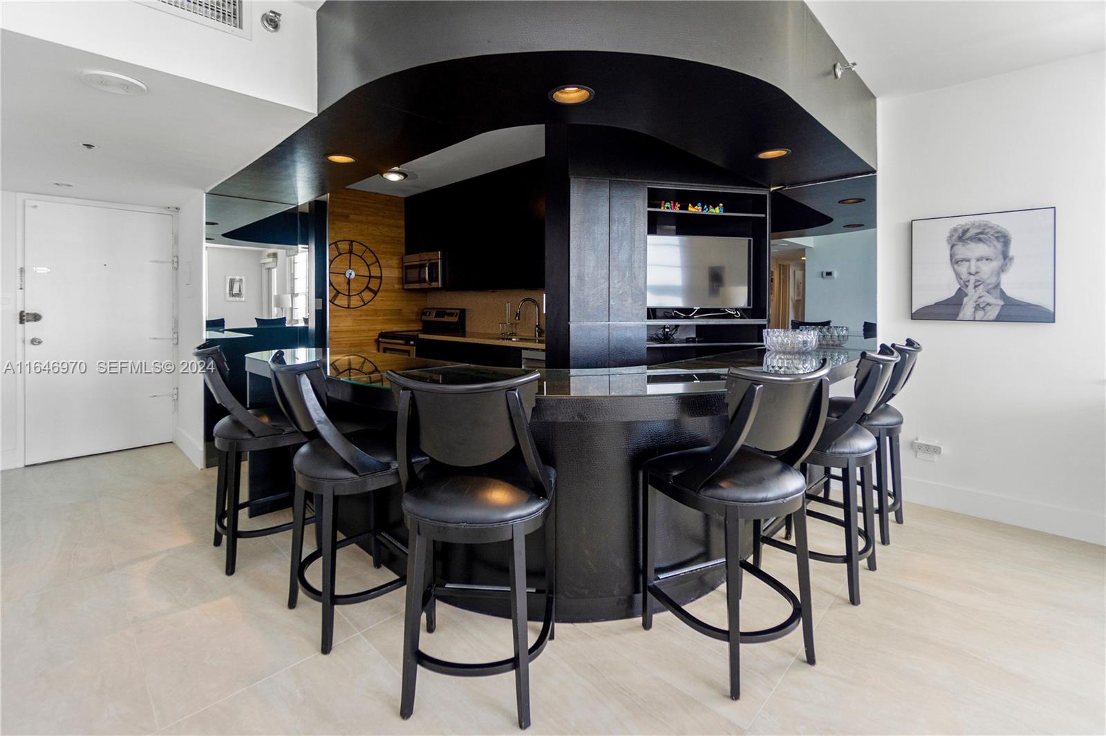 100 Lincoln Road 548 Property Photo 5