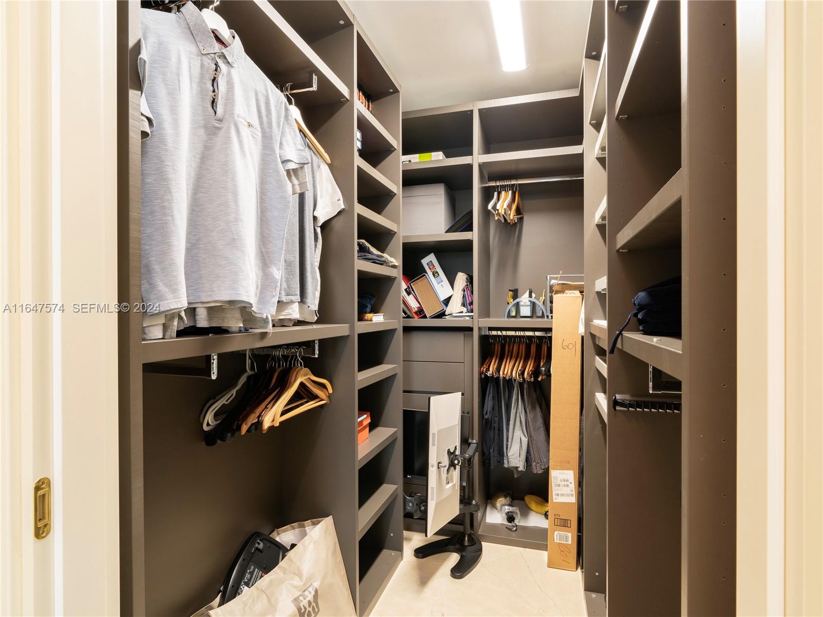 18101 Collins Avenue 601 Property Photo 9