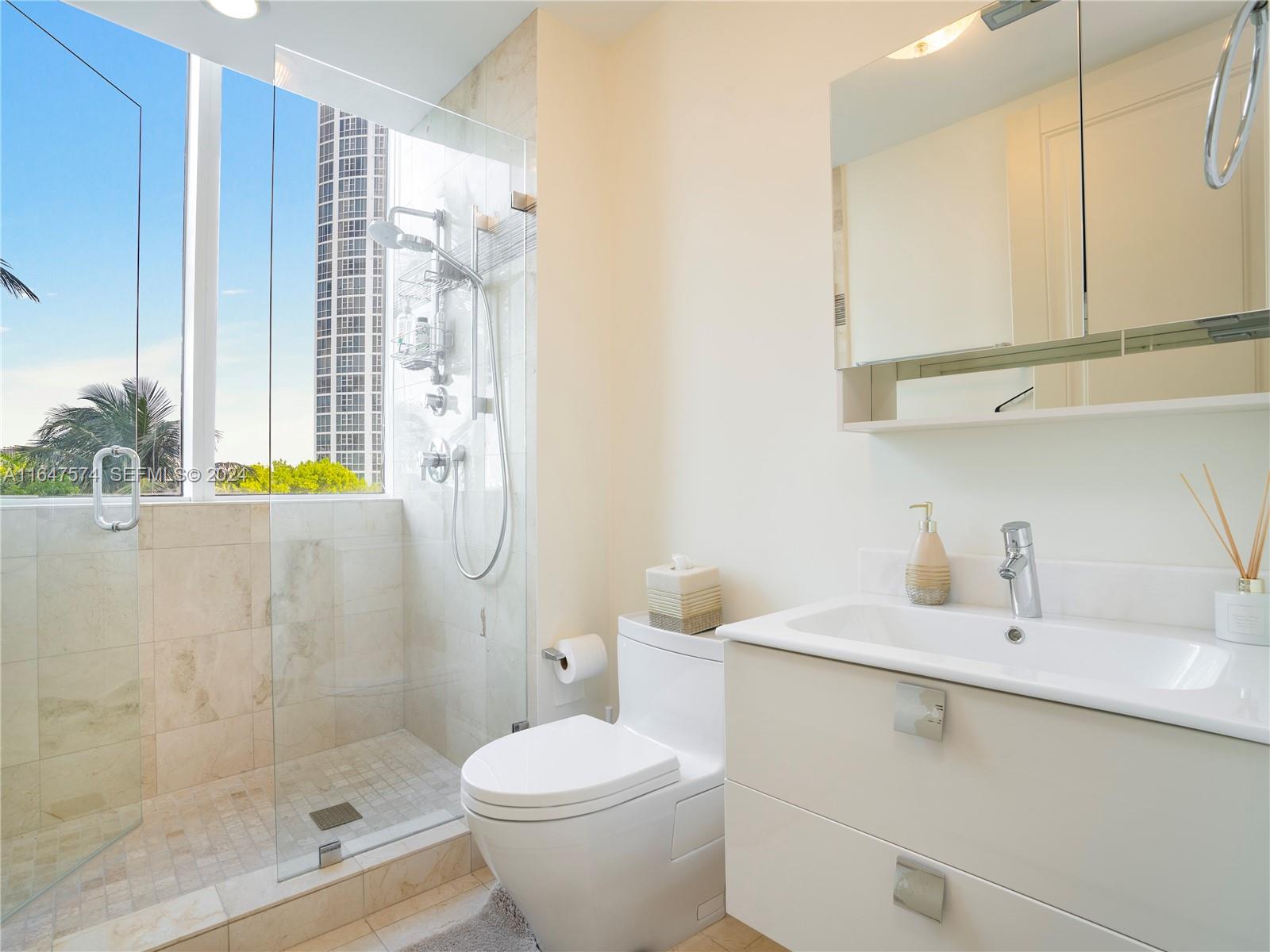 18101 Collins Avenue 601 Property Photo 19