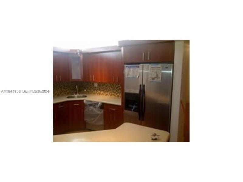2750 Ne 183rd Street 707 Property Photo 3