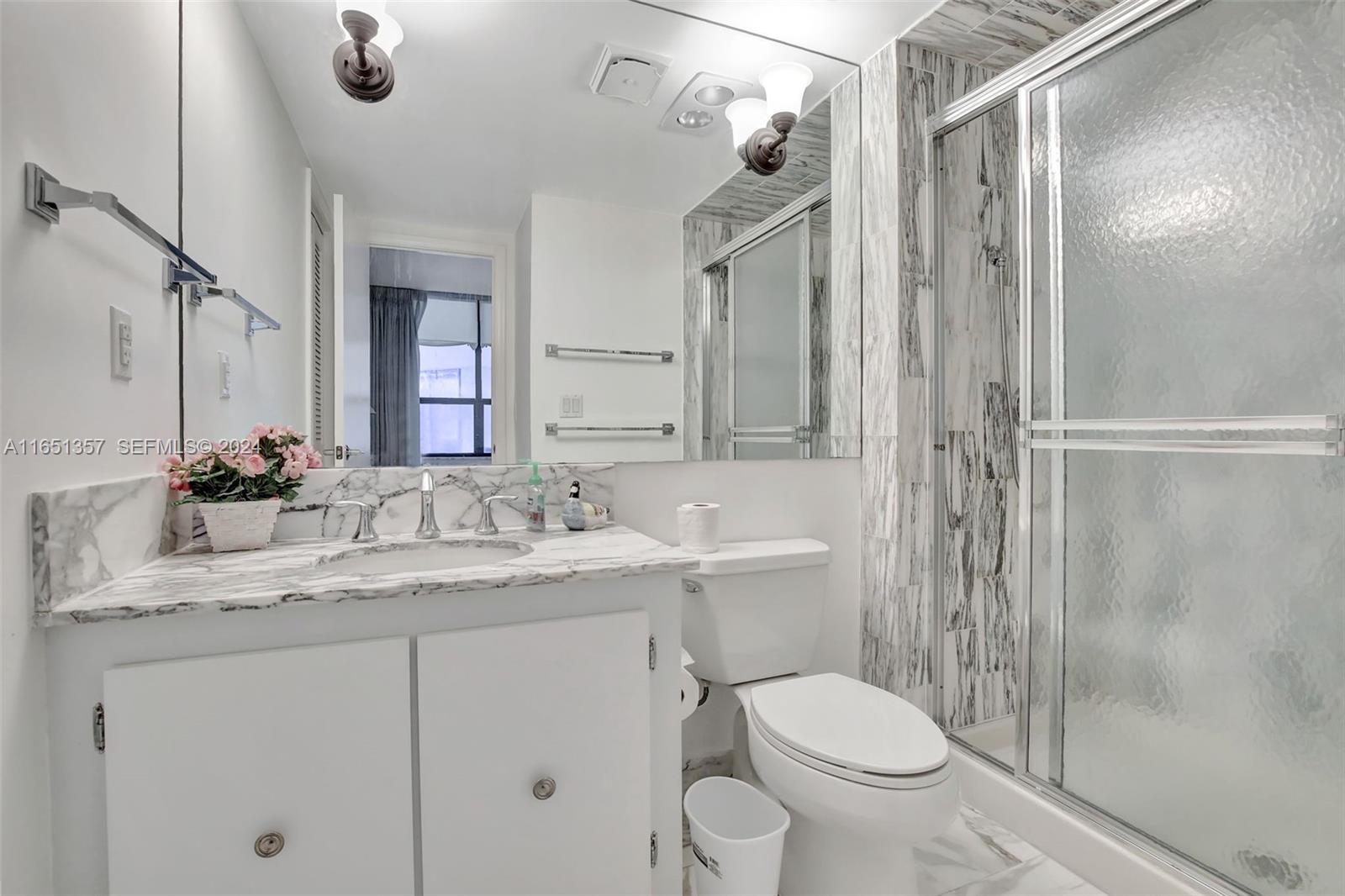 9801 Collins Avenue 3t Property Photo 29
