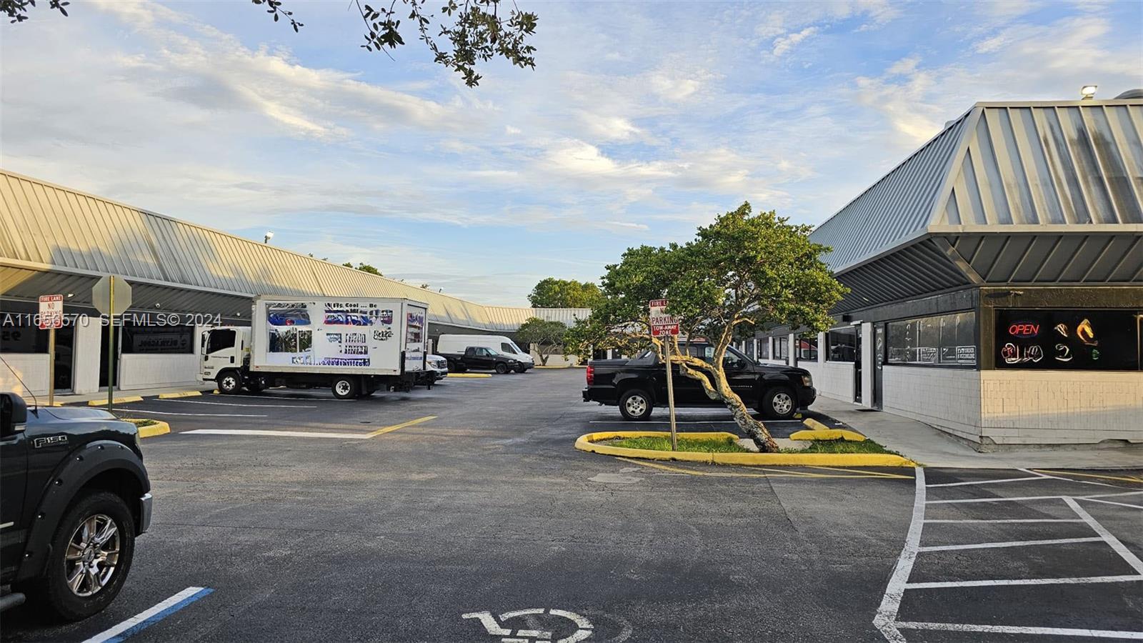 A11656570 Property Photo 4