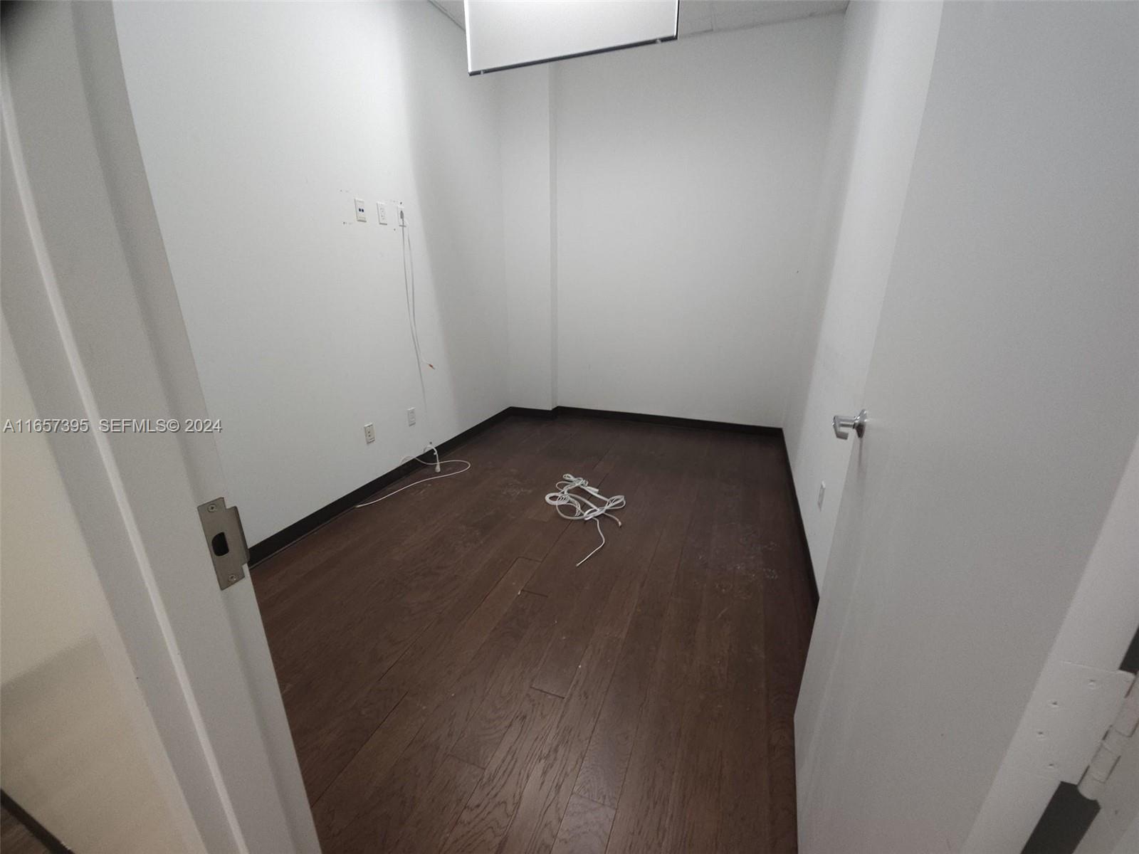 8950 Sw 152nd Street Suite V Property Photo 9