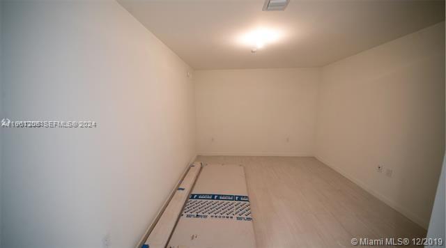 1000 Brickell Plaza 4905 Property Photo 2