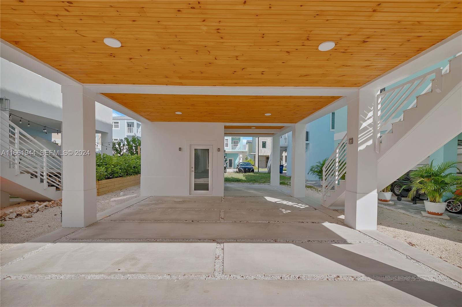 94825 Overseas Highway 144 Property Photo 30