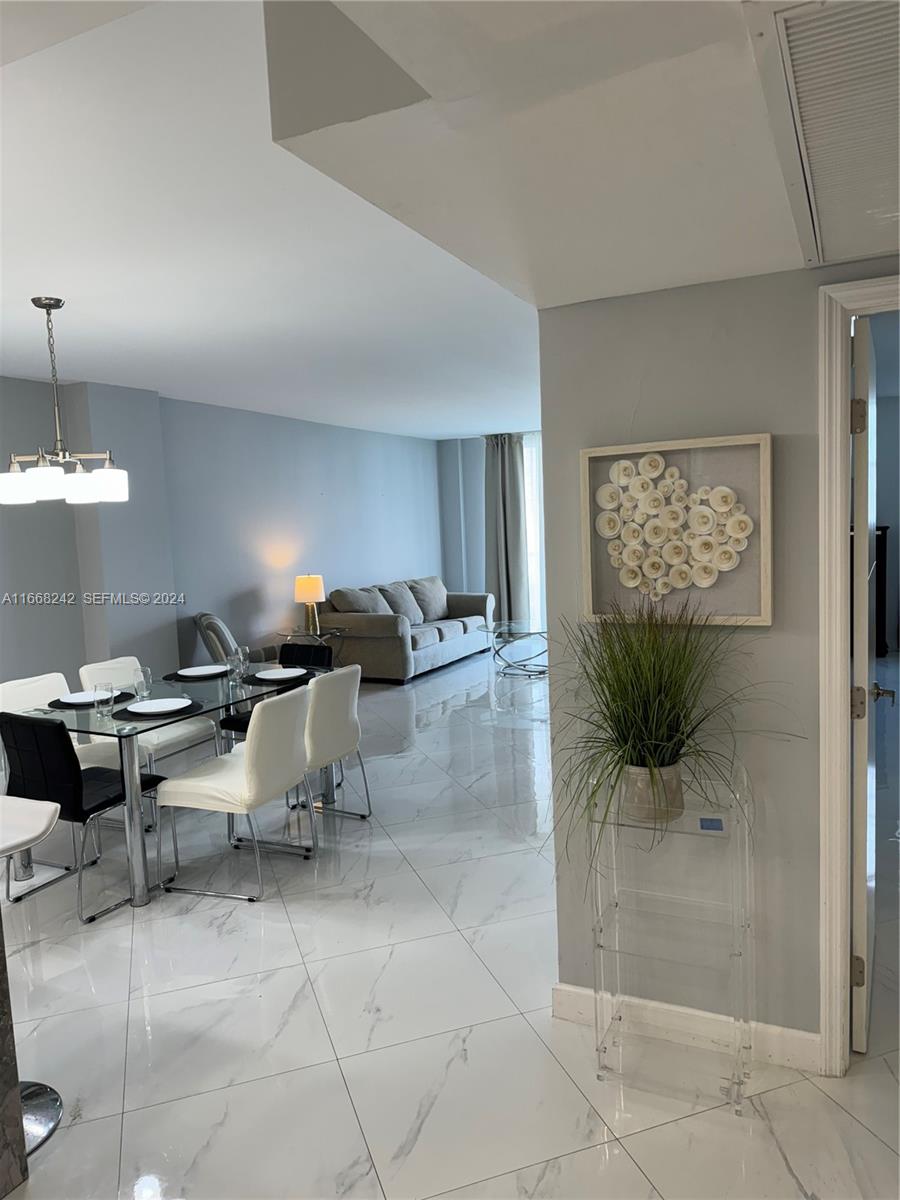 19370 Collins Avenue 1208 Property Photo 9