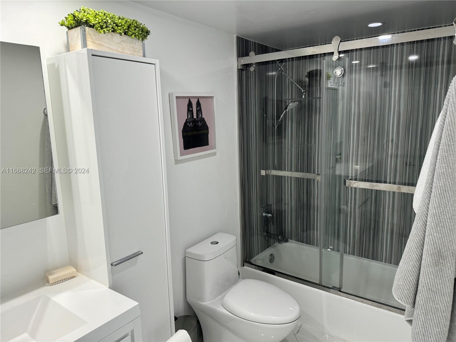 19370 Collins Avenue 1208 Property Photo 10