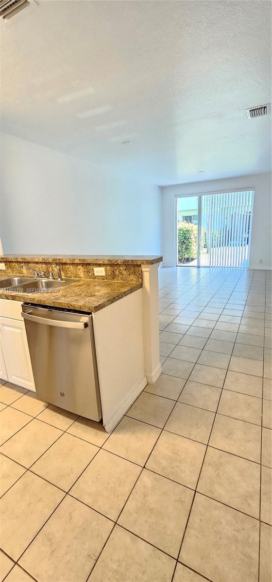 1935 Gardenia Court 1935 Property Photo 21