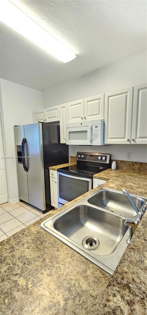 1935 Gardenia Court 1935 Property Photo 22
