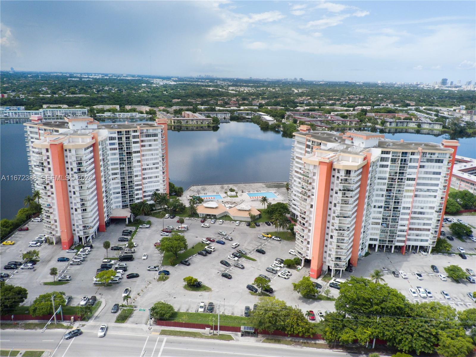 1301 Ne Miami Gardens Drive 1225w Property Photo 1