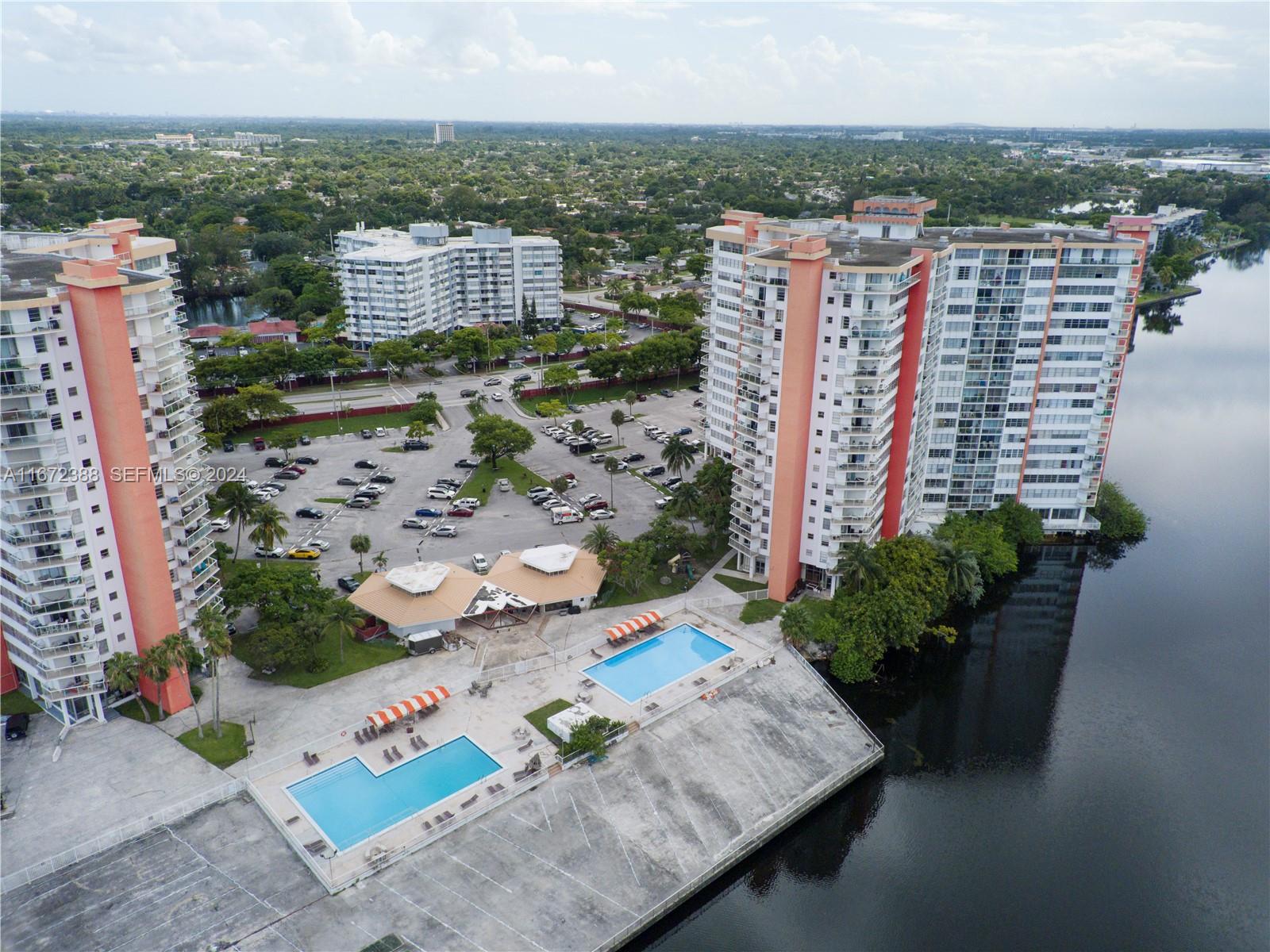 1301 Ne Miami Gardens Drive 1225w Property Photo 24