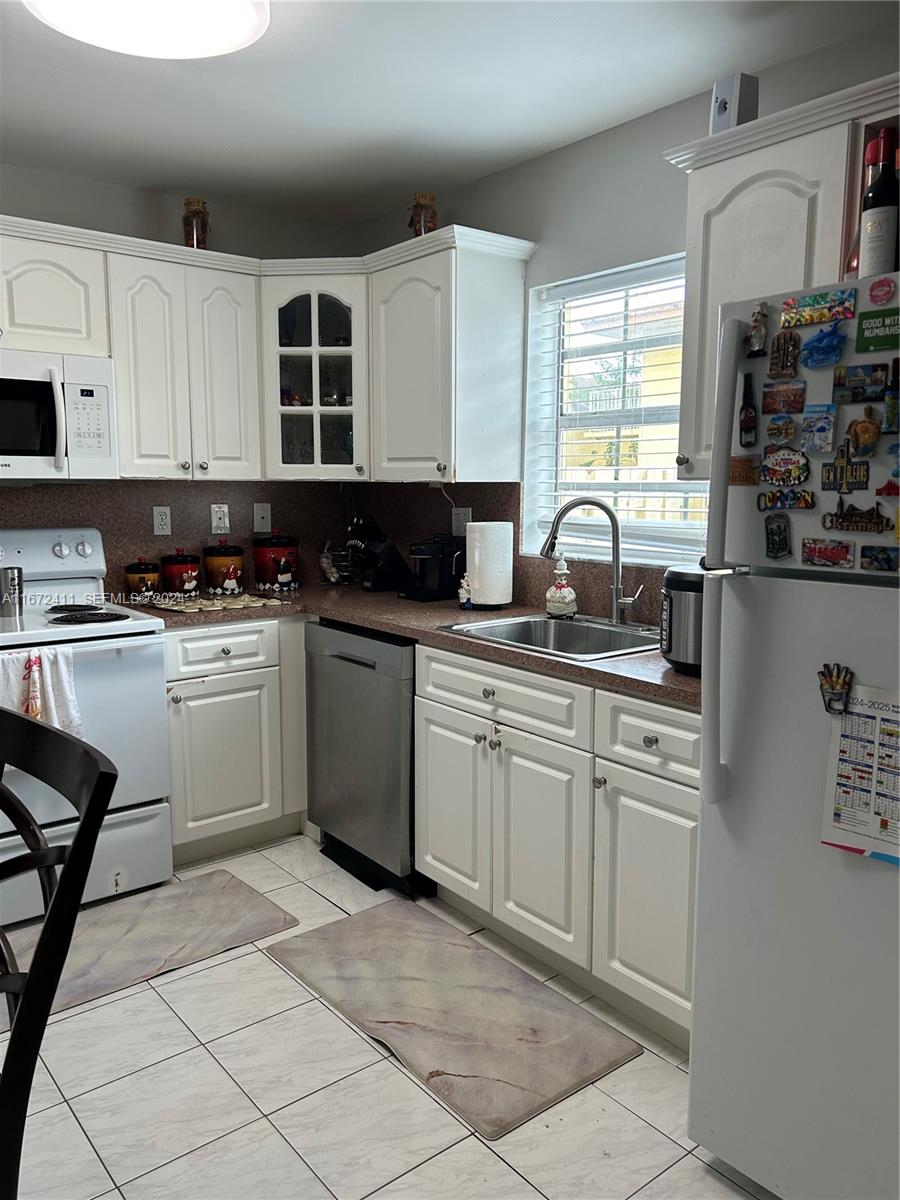 A11672411 Property Photo 9