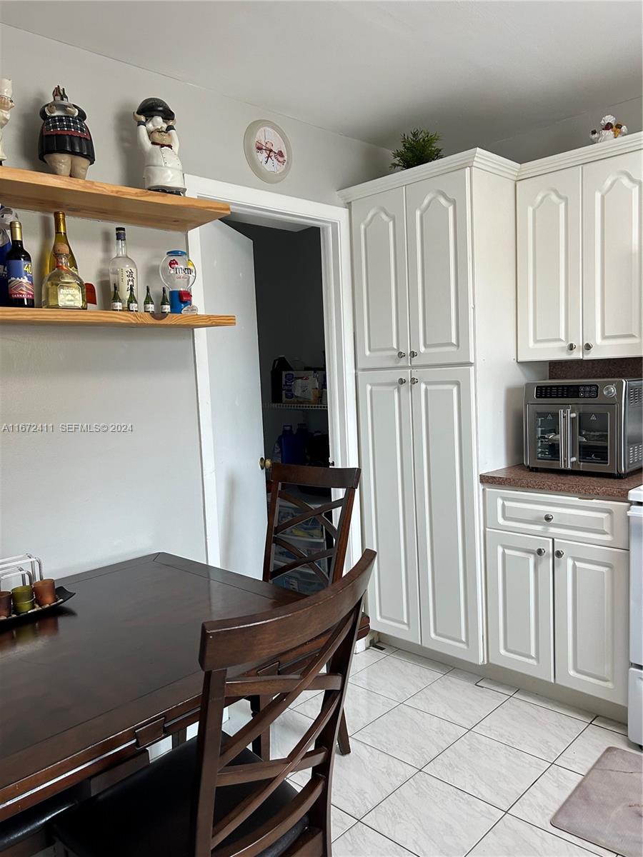 A11672411 Property Photo 10