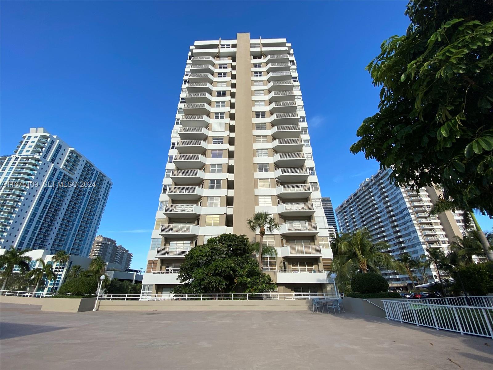 1965 S Ocean Drive 4d Property Photo 1