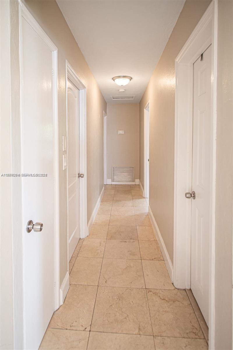 1531 Moffett Street Property Photo 13