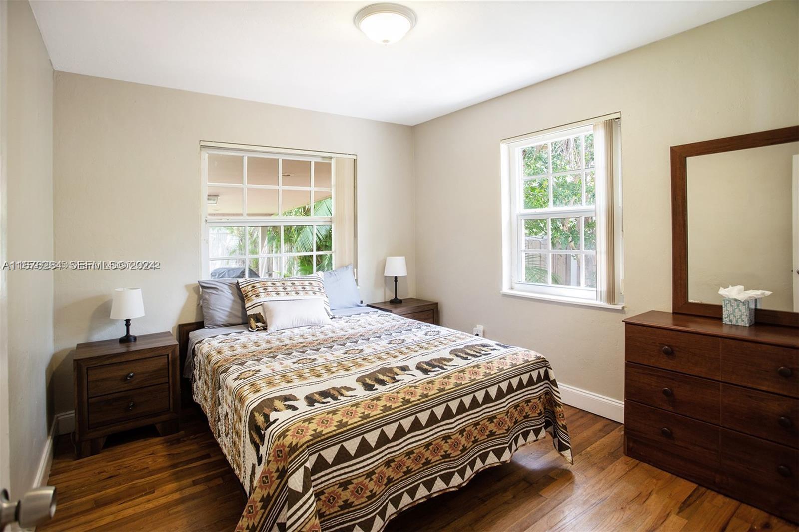 1531 Moffett Street Property Photo 25