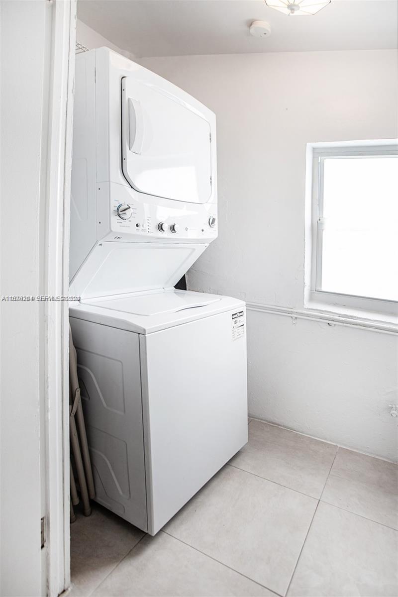 1531 Moffett Street Property Photo 27