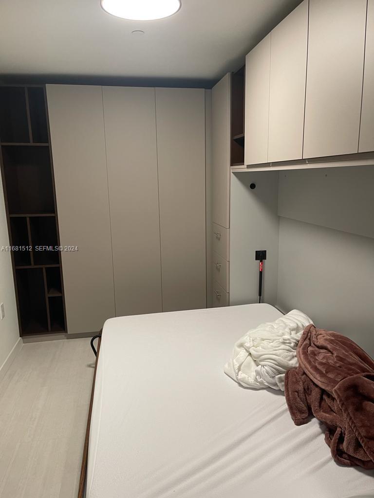 1000 Brickell Plaza 3307 Property Photo 14