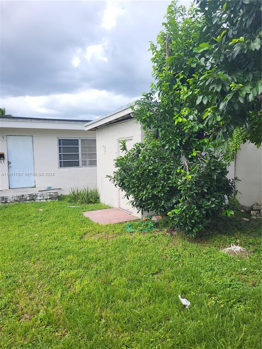 A11681739 Property Photo 6