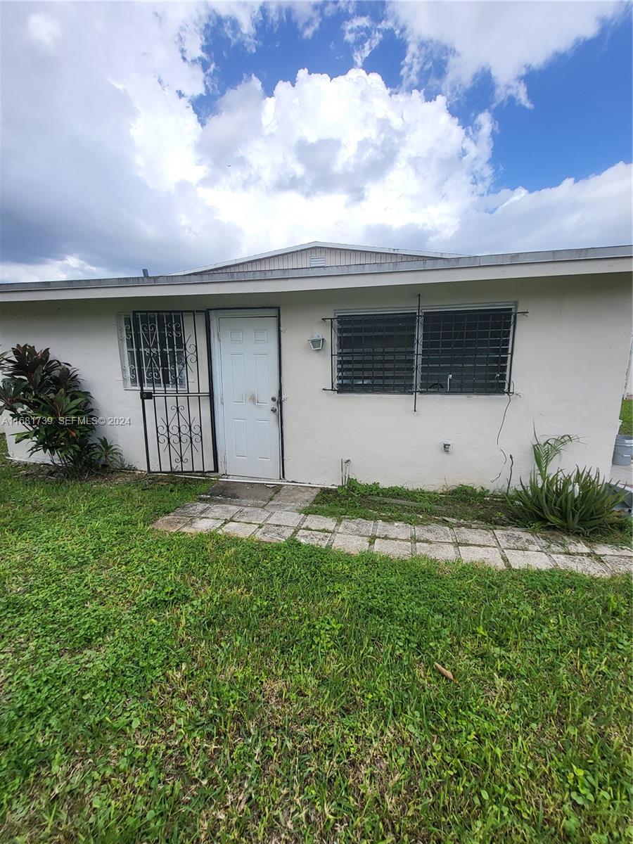 A11681739 Property Photo 11