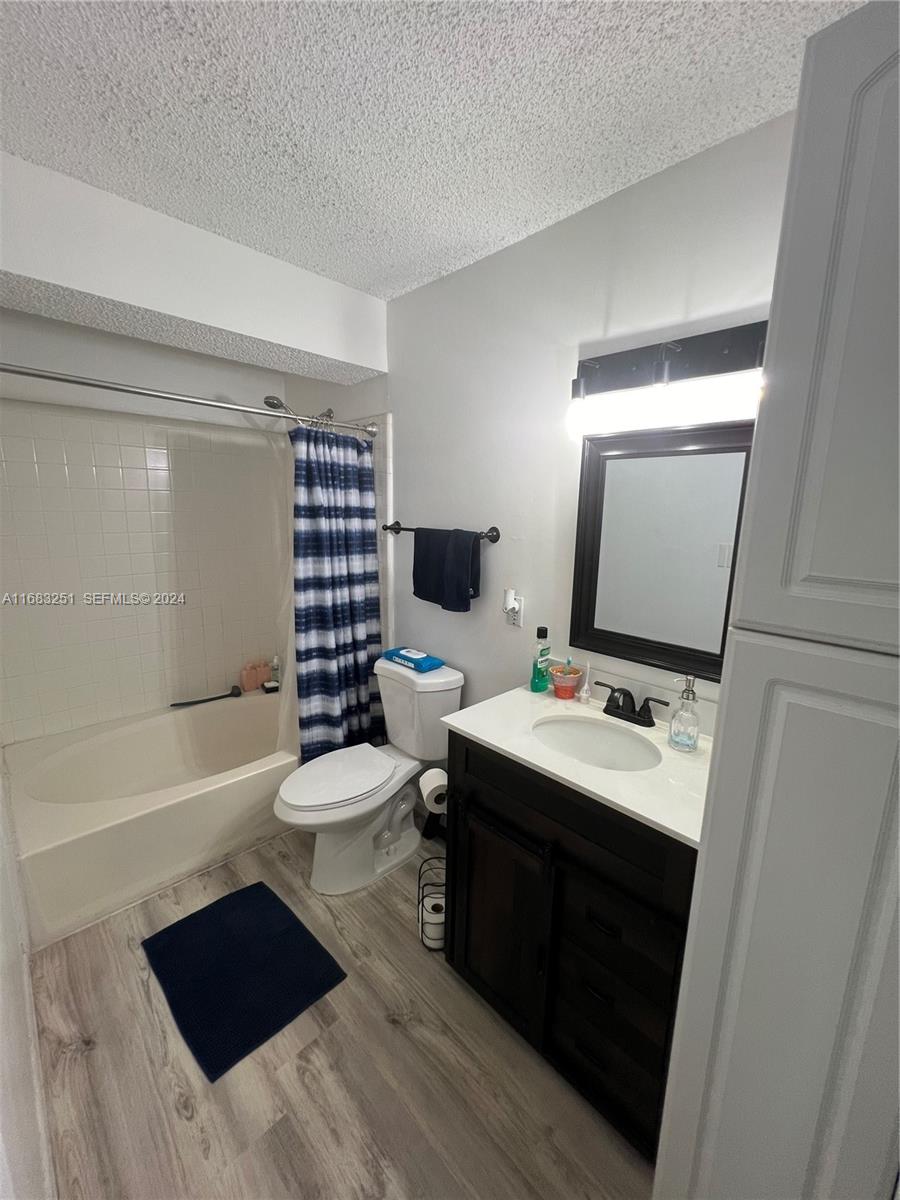 15551 Sw 104th Terrace 828 Property Photo 9