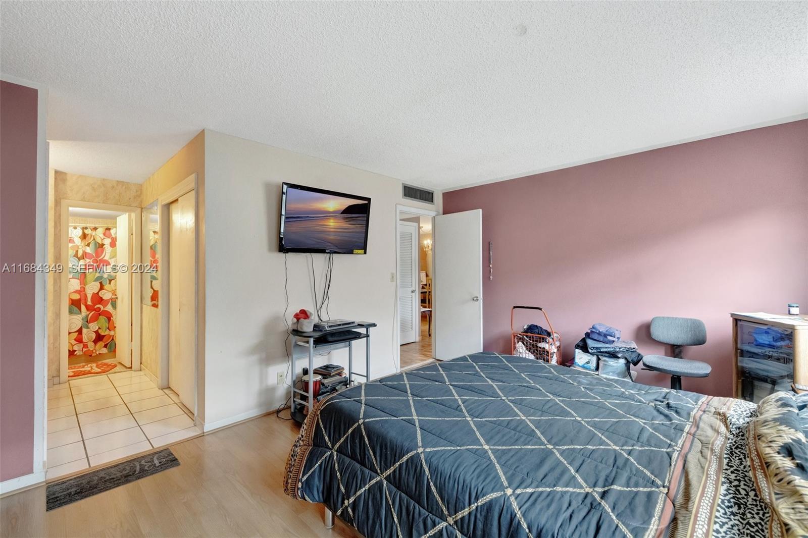 3161 S Ocean Drive 203 Property Photo 27