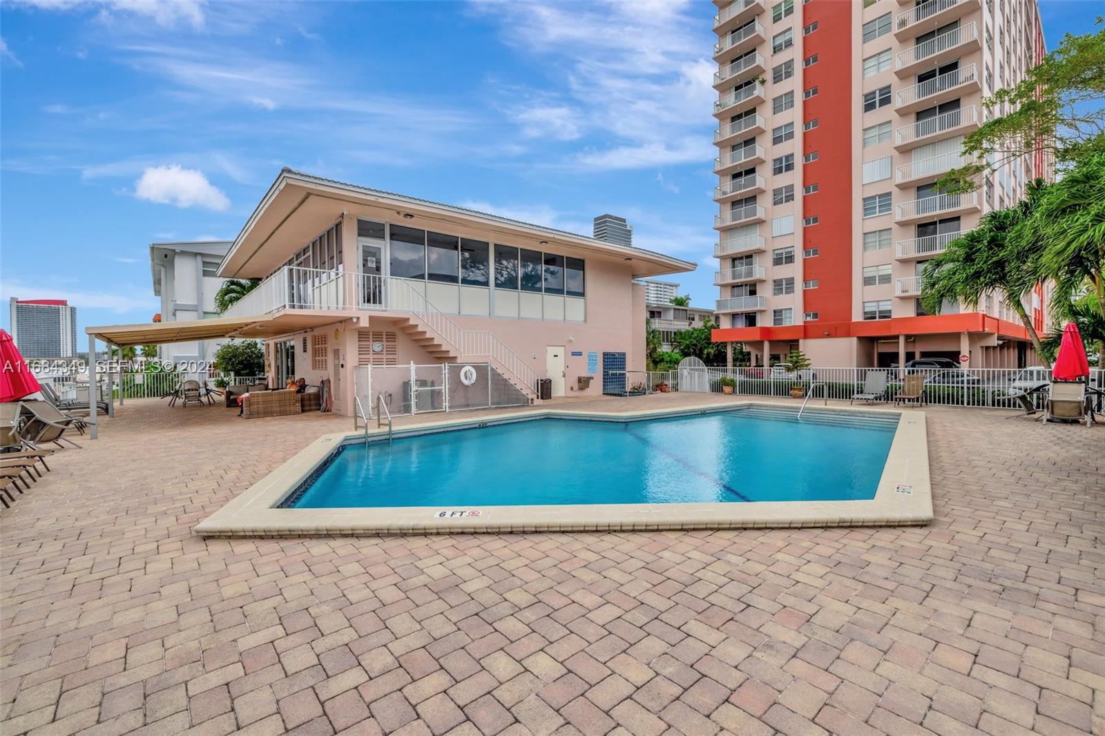 3161 S Ocean Drive 203 Property Photo 39
