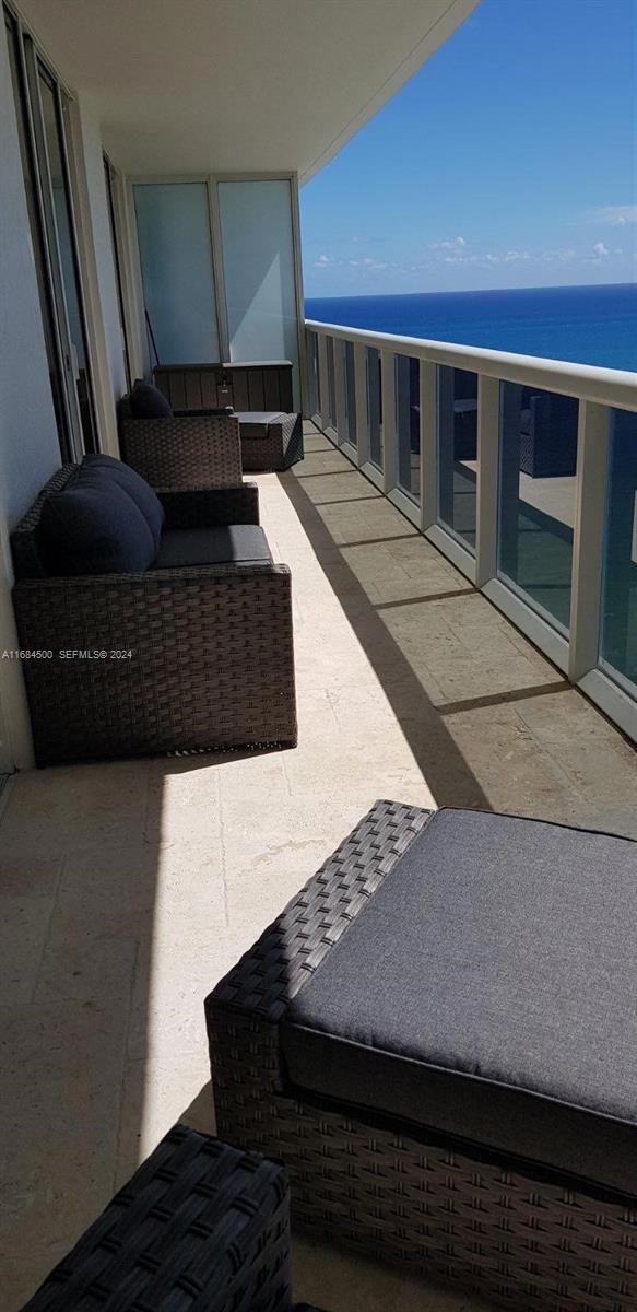 1830 S Ocean Drive 2604 Property Photo 1