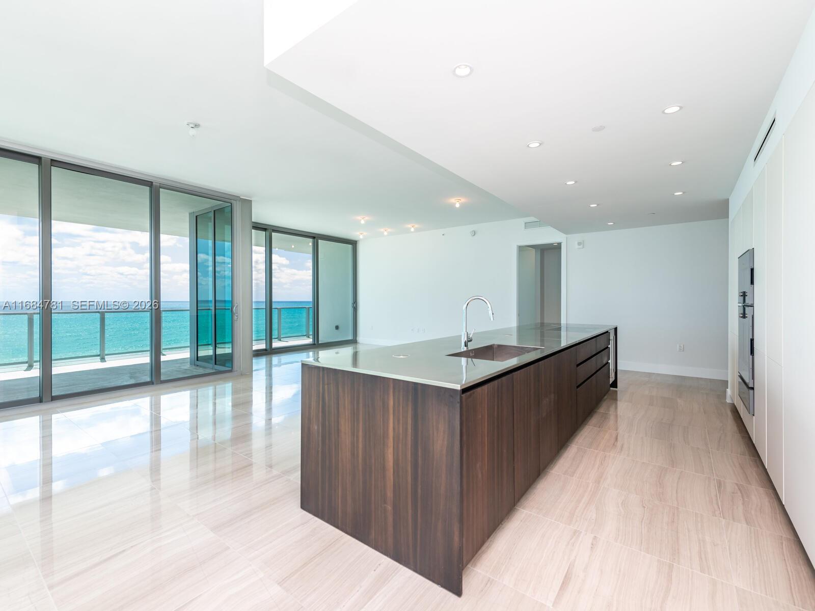 6901 Collins Avenue 701 Property Photo 15