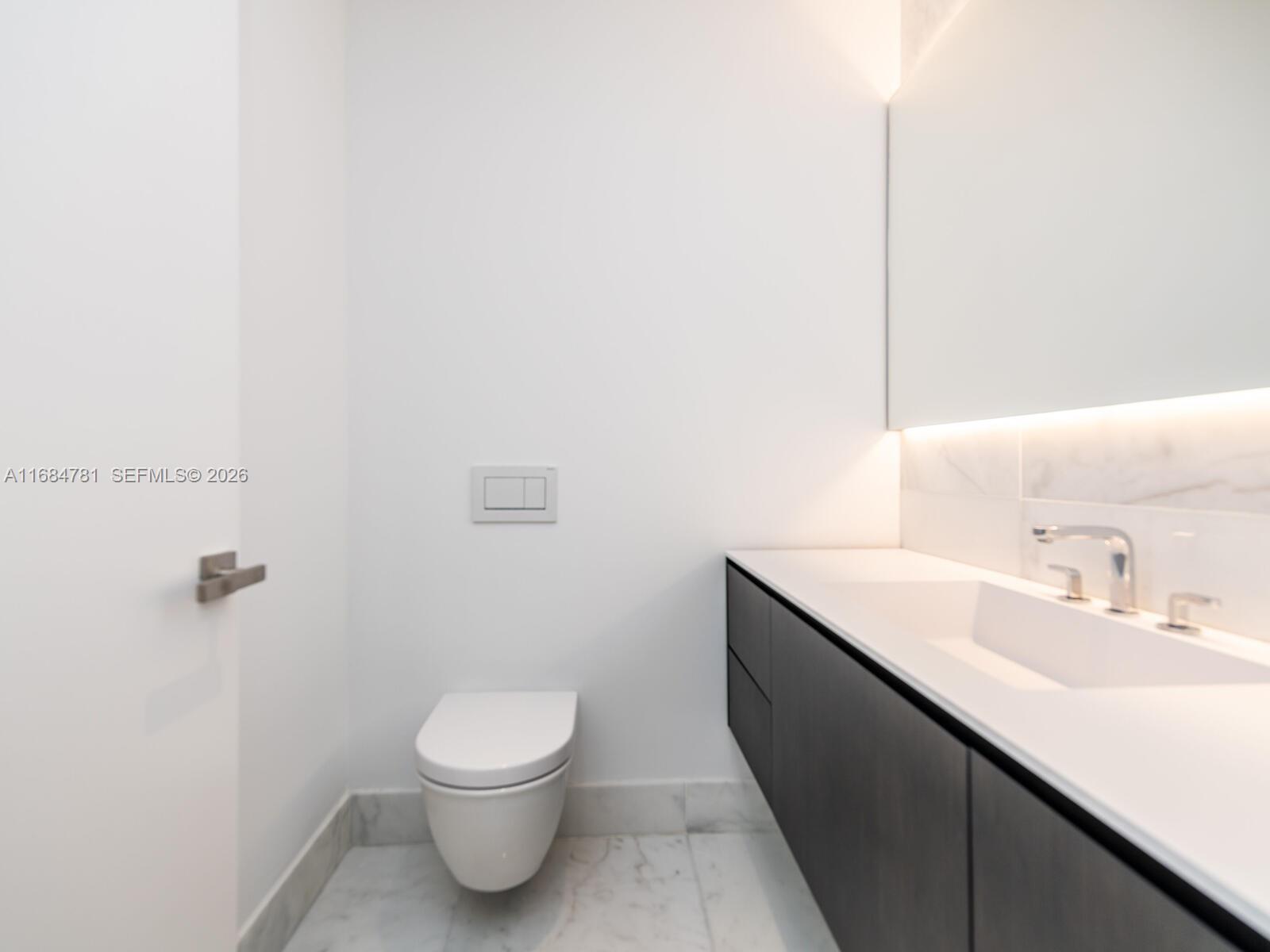 6901 Collins Avenue 701 Property Photo 52