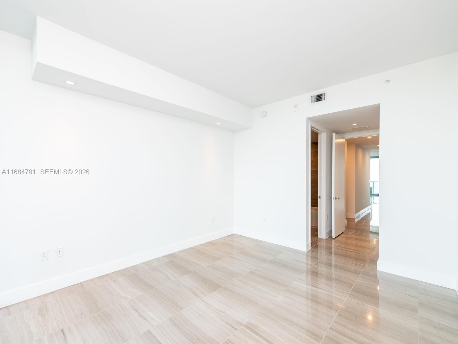 6901 Collins Avenue 701 Property Photo 54