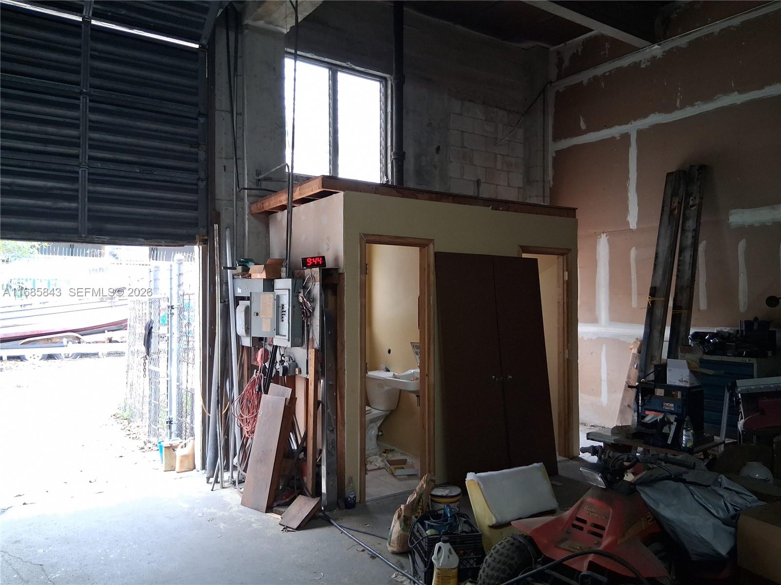 A11685843 Property Photo 11