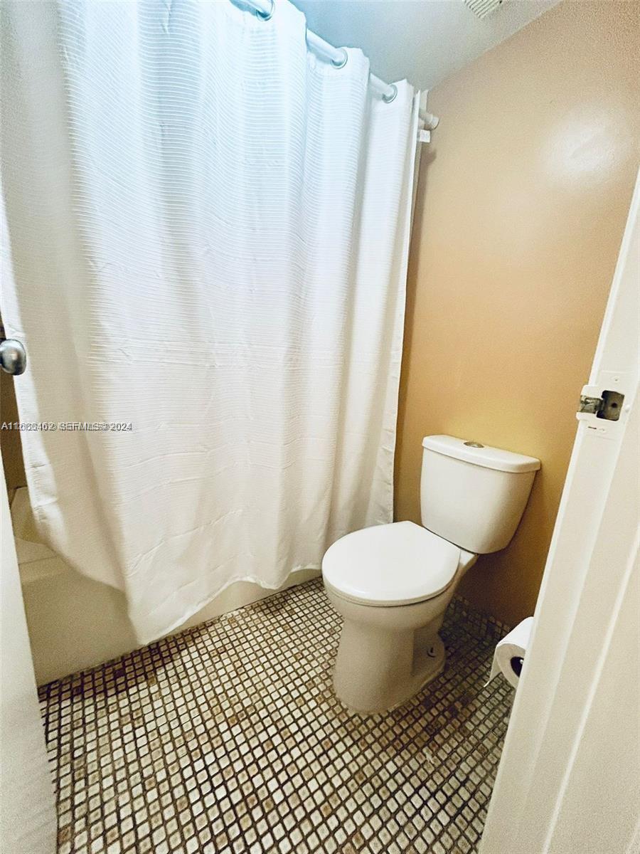 A11688462 Property Photo 5