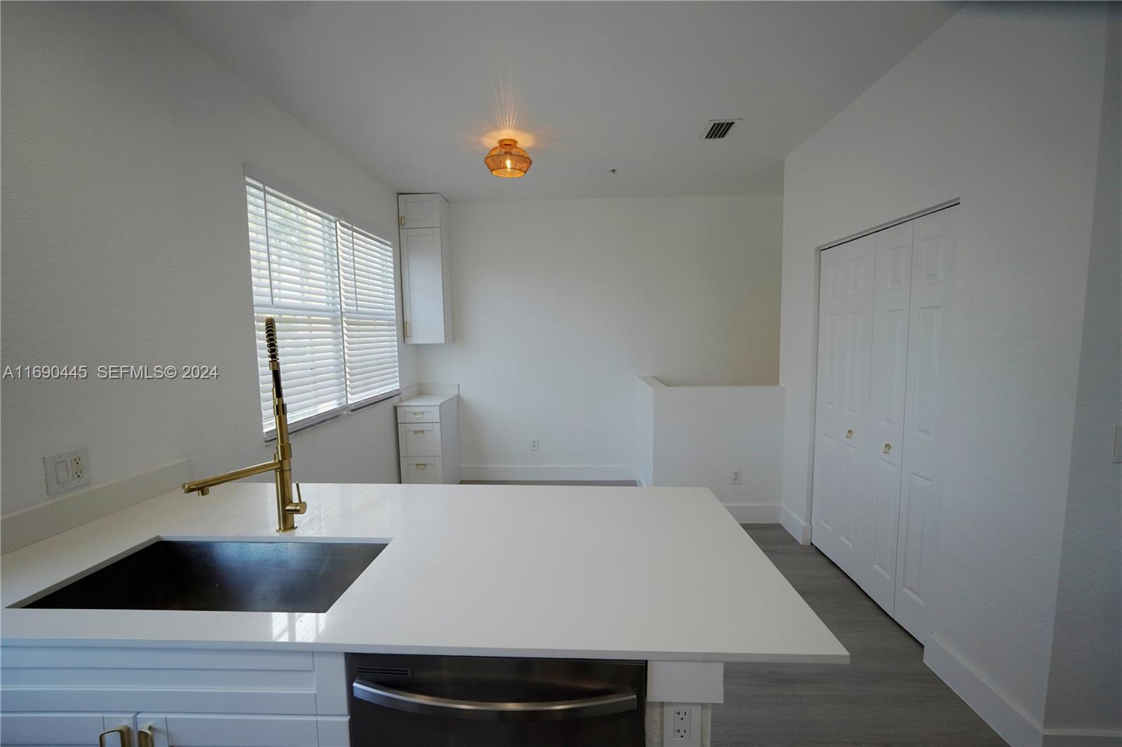 123 Harbors Way Property Photo 27