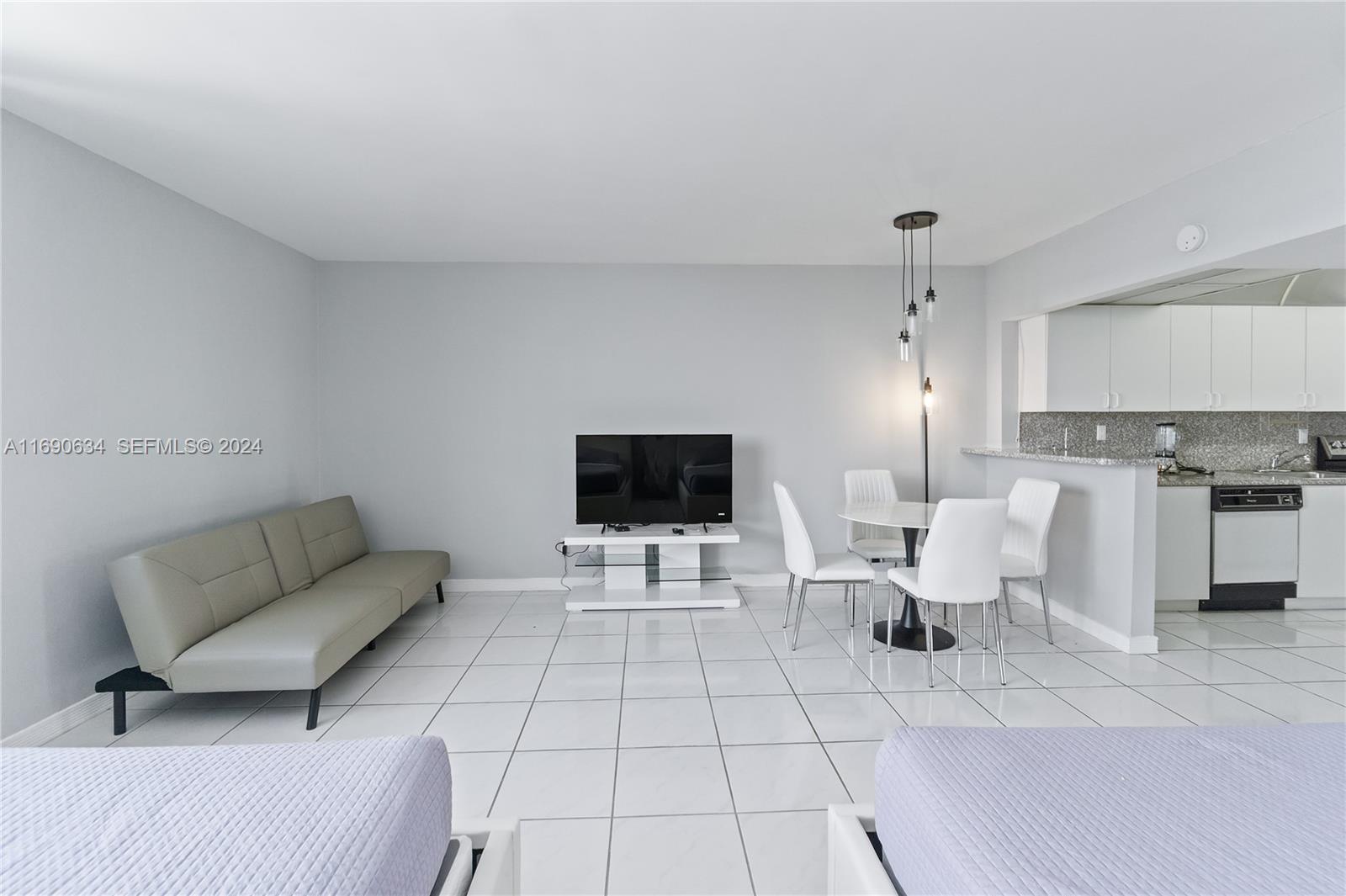 100 Lincoln Road 1016 Property Photo 3