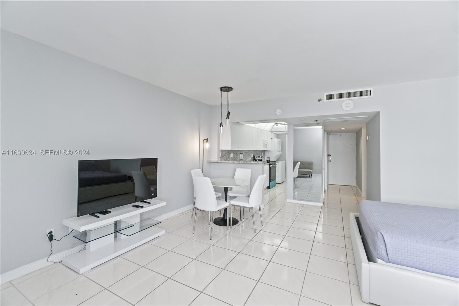 100 Lincoln Road 1016 Property Photo 6