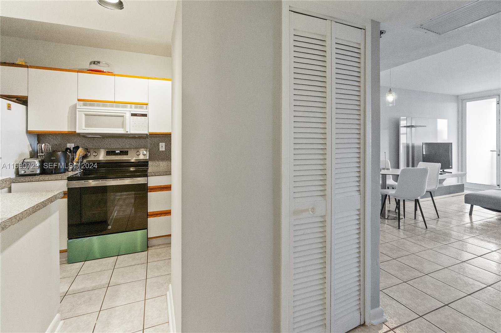 100 Lincoln Road 1019 Property Photo 7