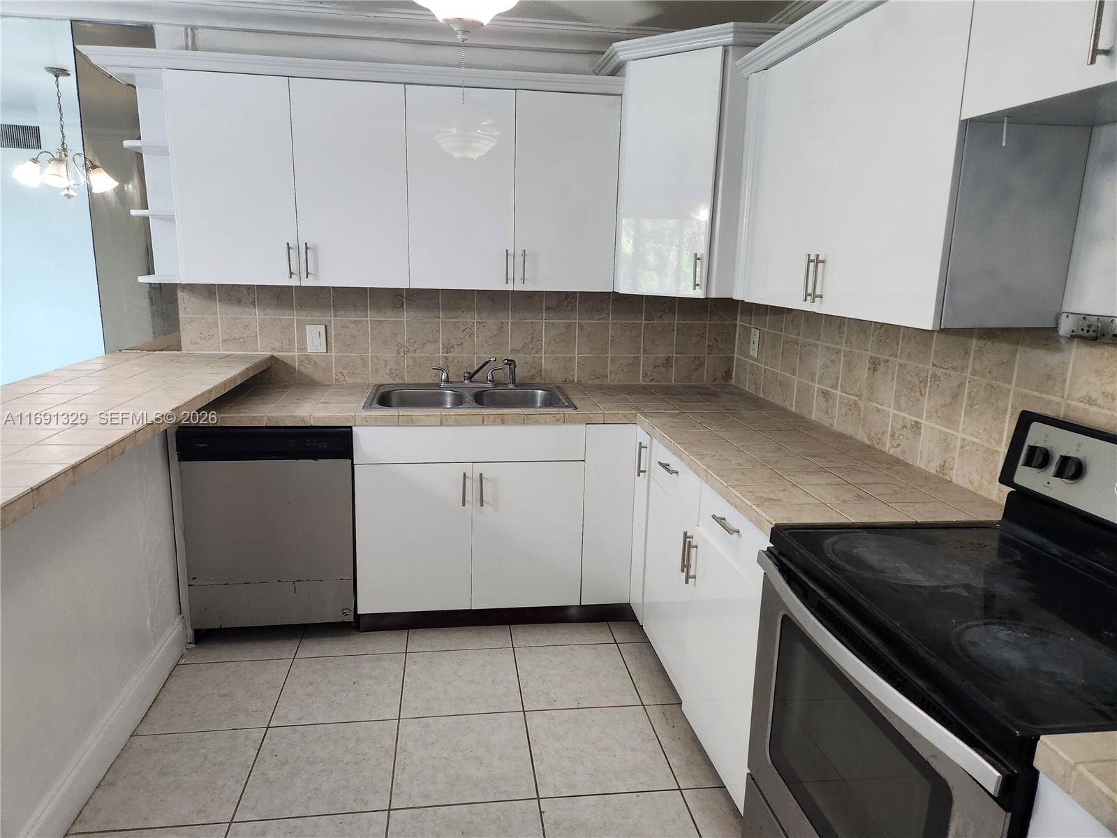 14850 Naranja Lakes Boulevard B2g Property Photo 17