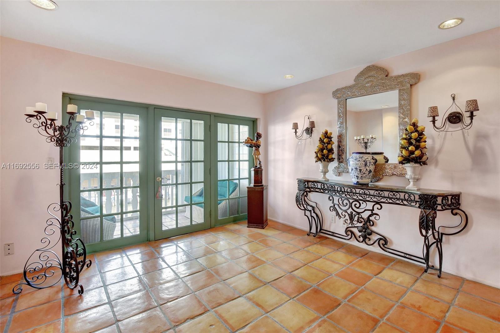 450 Paradise Isle Boulevard 307 & 308 Property Photo 8