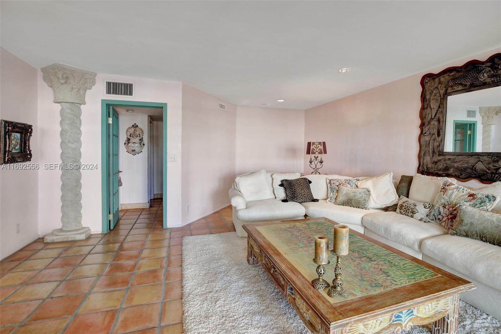 450 Paradise Isle Boulevard 307 & 308 Property Photo 11