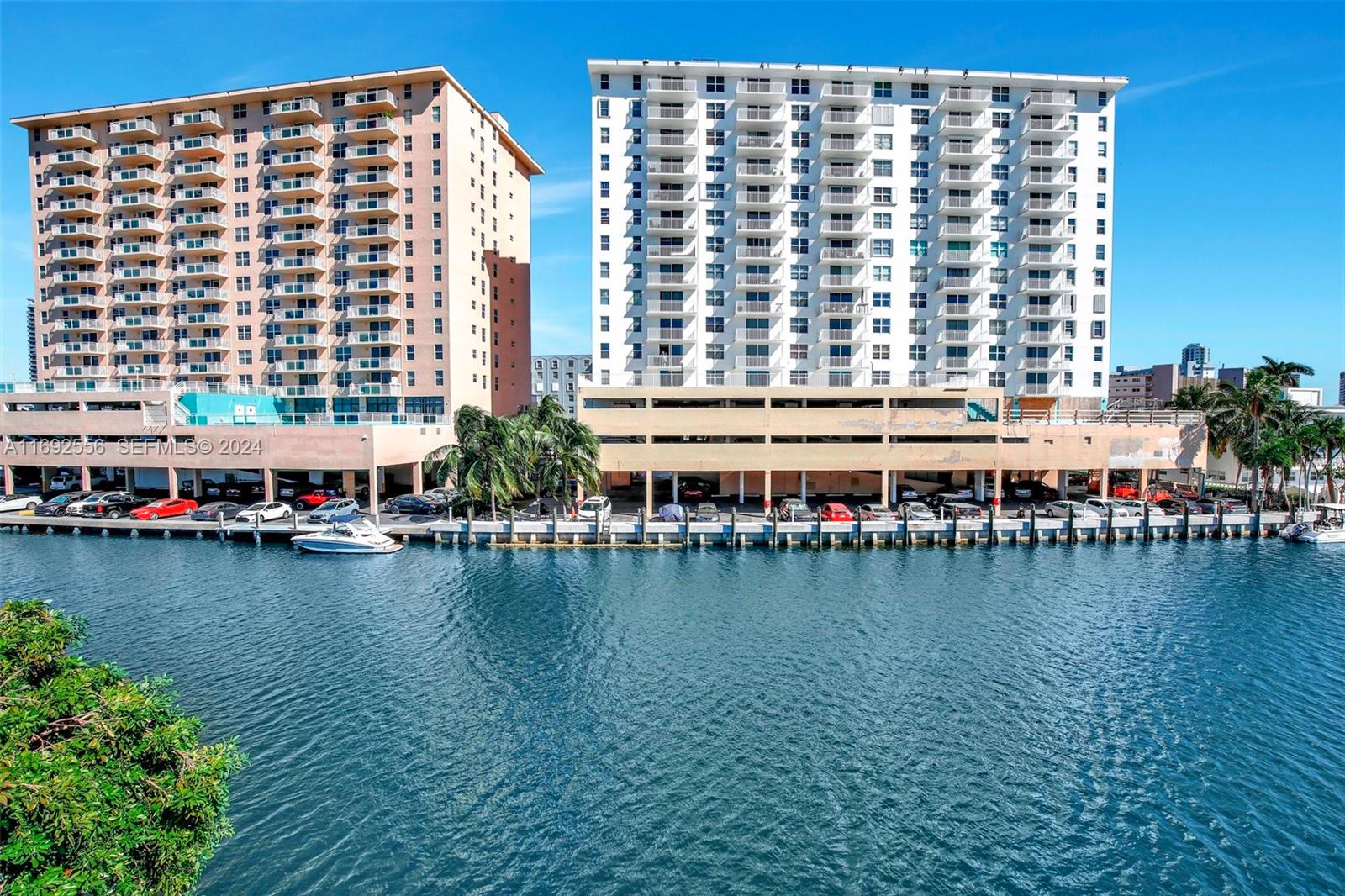 450 Paradise Isle Boulevard 307 & 308 Property Photo 21
