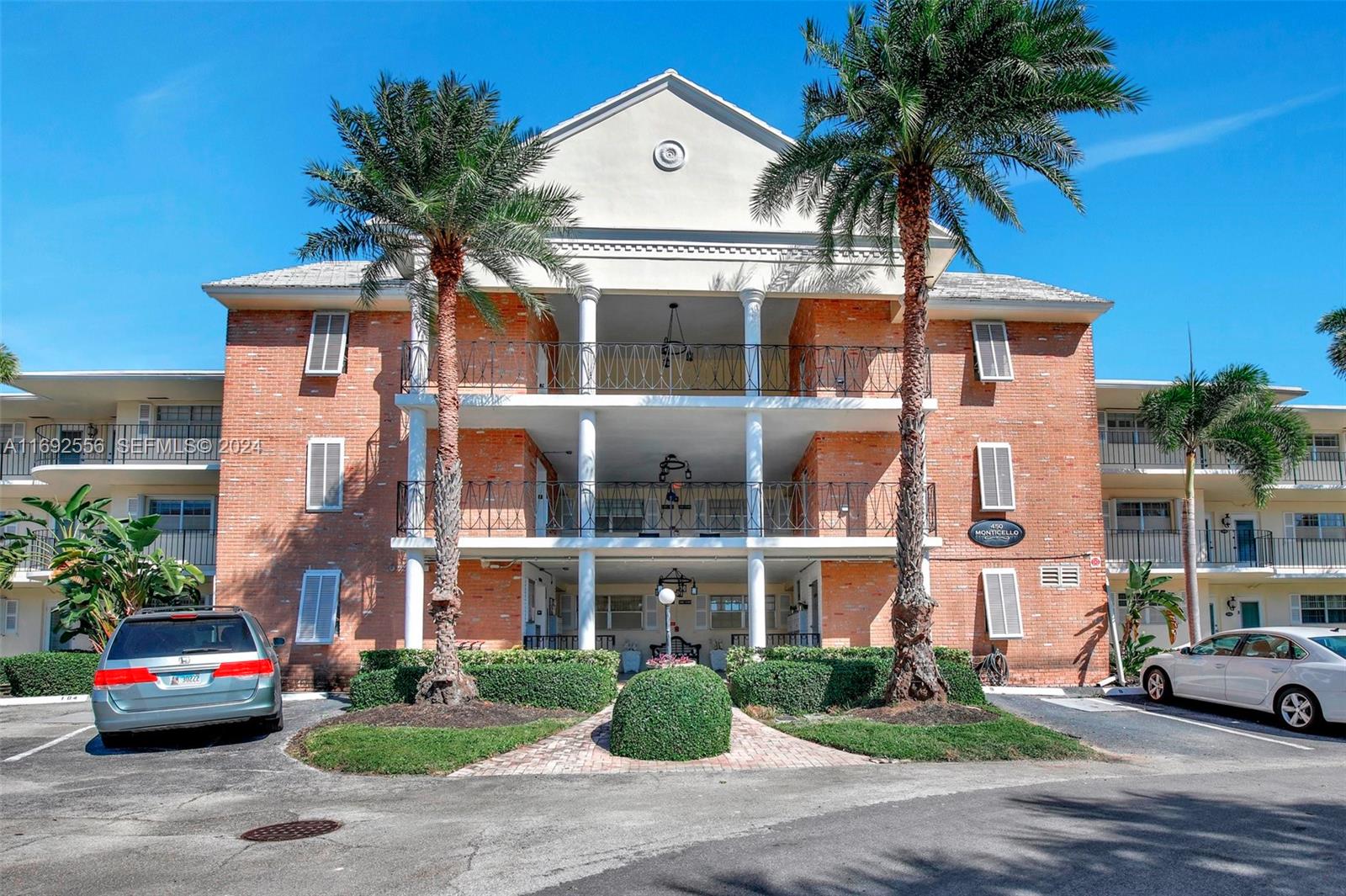 450 Paradise Isle Boulevard 307 & 308 Property Photo 58