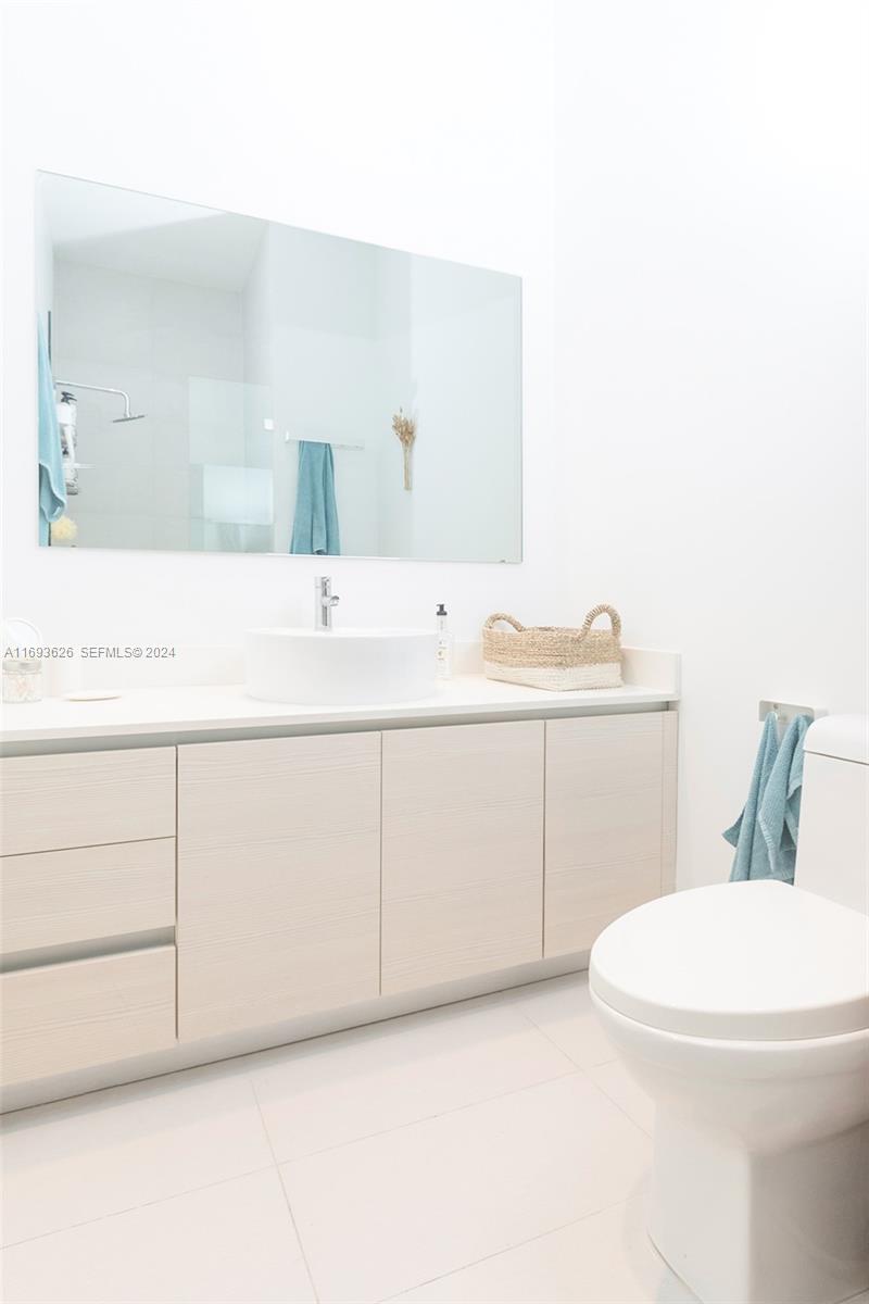 2600 E Hallandale Beach Boulevard T3307 Property Photo 18